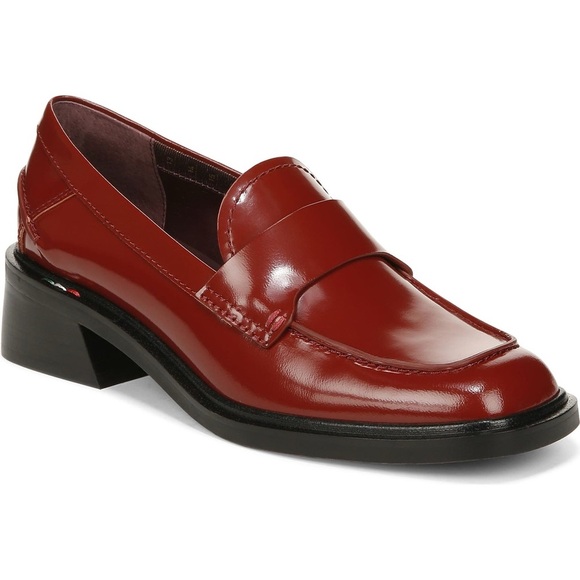 SARTO by Franco Sarto red shoes . - Picture 3 of 9